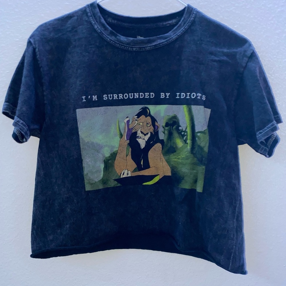 Lion King cropped graphic tee